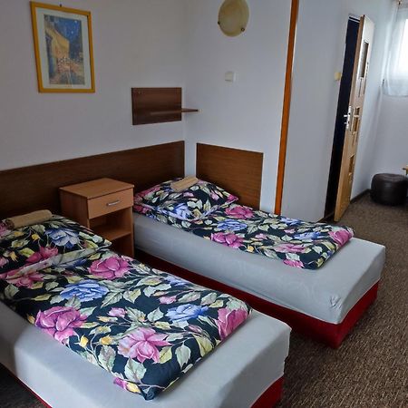 Motel Korona Замосць Экстерьер фото